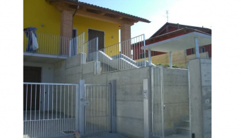 Construcții porți și garduri